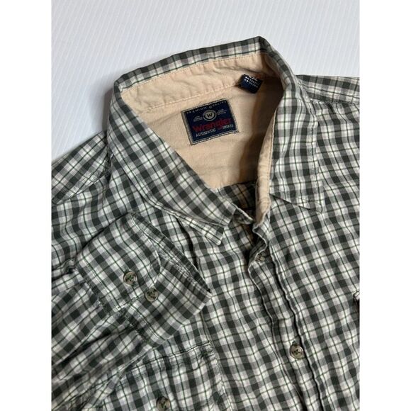 Wrangler Other - Wrangler Men's 2XL Green Plaid Button Up Long Sleeve Shirt